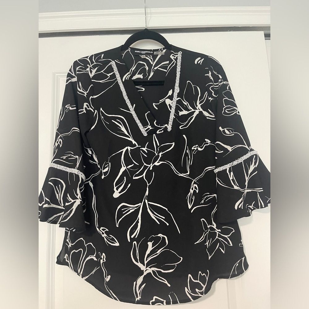 Karl Lagerfeld Black and White Floral Blouse